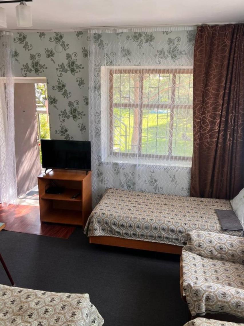 צ'ולפון-אטא Podsolnukhi Guest House מראה חיצוני תמונה