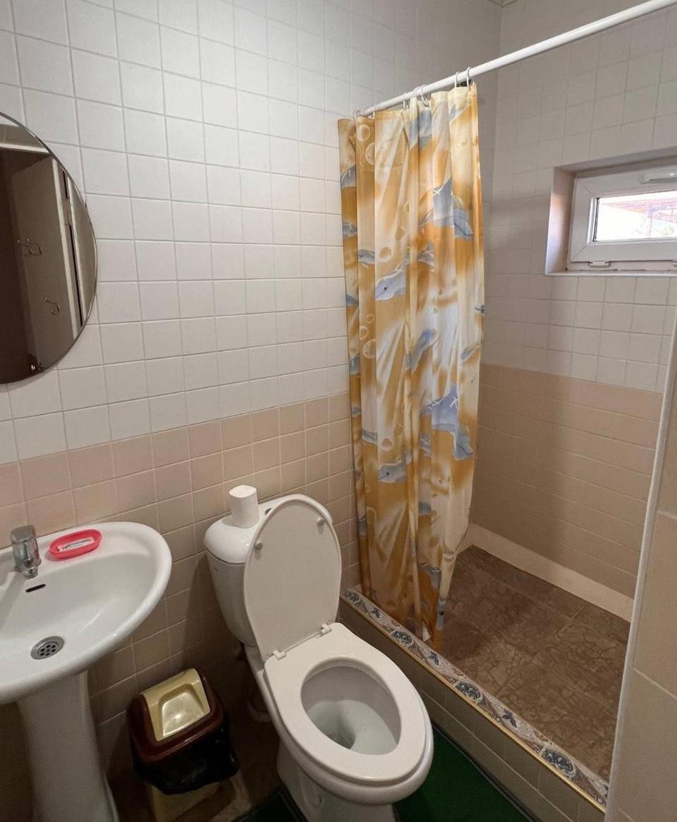 צ'ולפון-אטא Podsolnukhi Guest House מראה חיצוני תמונה