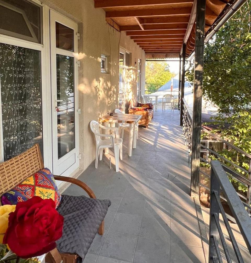 צ'ולפון-אטא Podsolnukhi Guest House מראה חיצוני תמונה